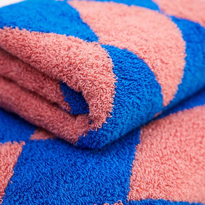 Diamond Checkered Towels