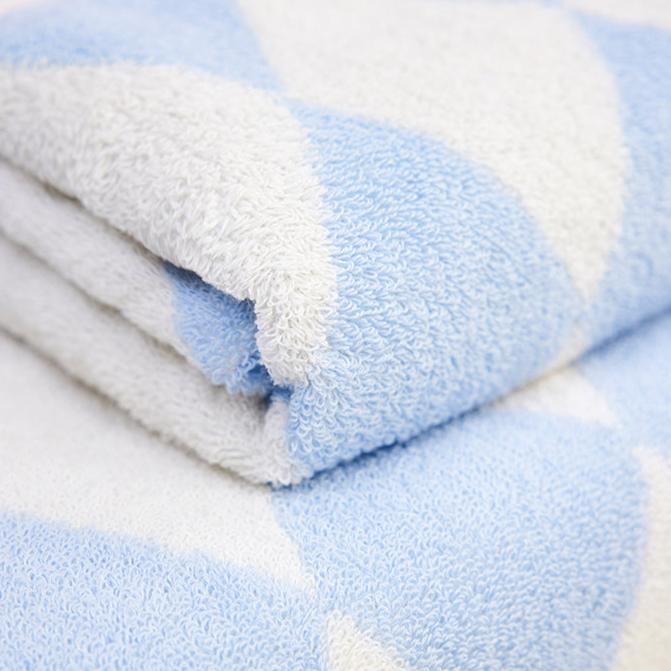 Diamond Checkered Towels