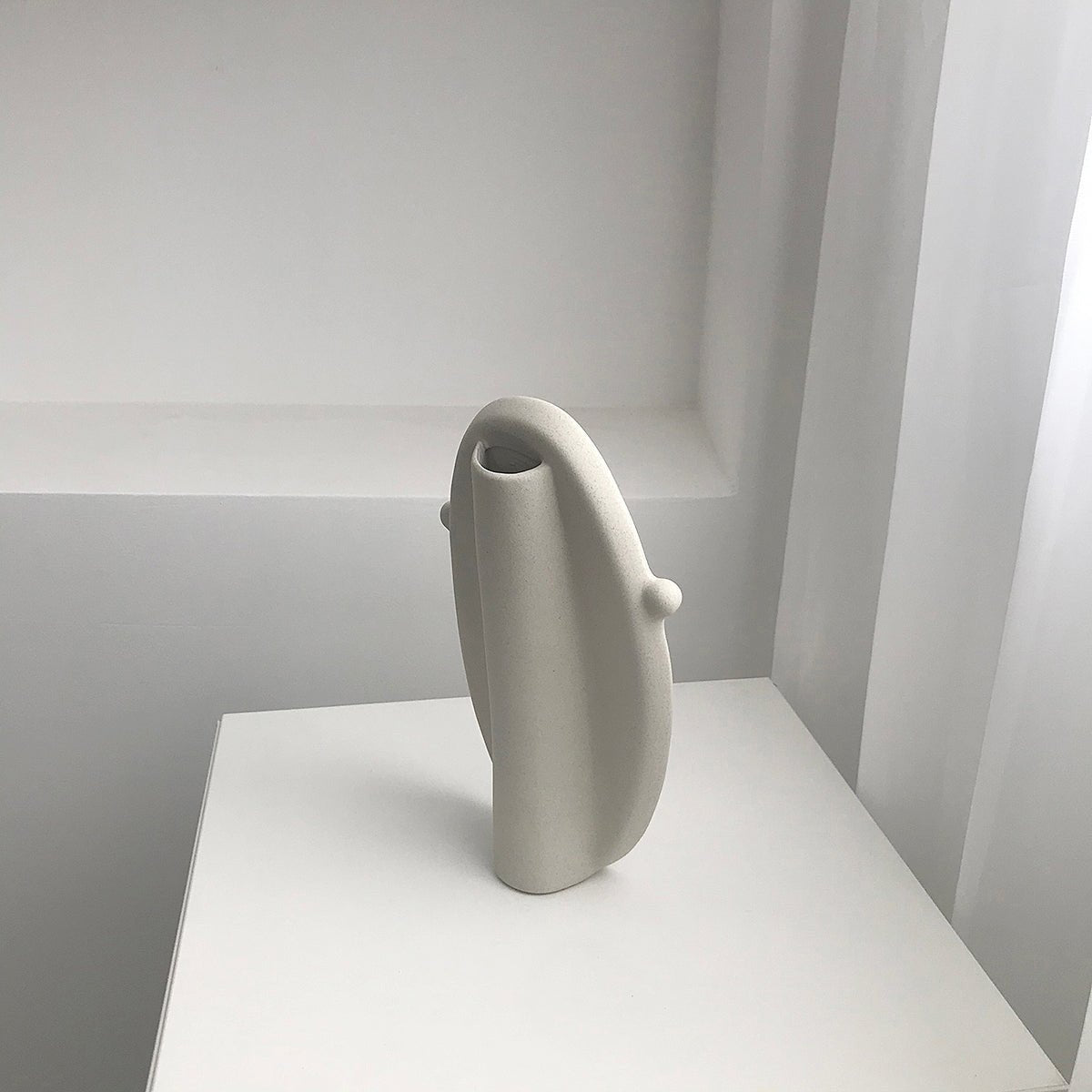 Abstract Face Ceramic Vase - Rumi Living