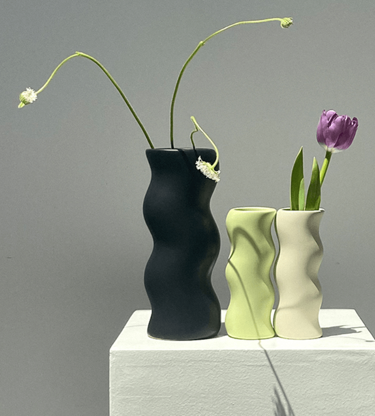 Wavy Glazed Ceramic Vase - Rumi Living