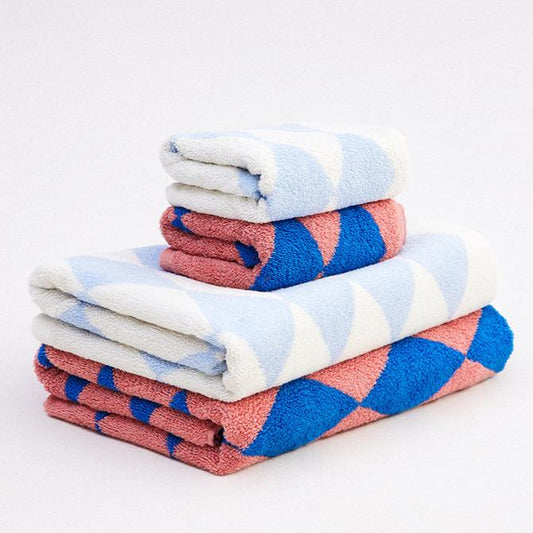 Diamond Checkered Towels