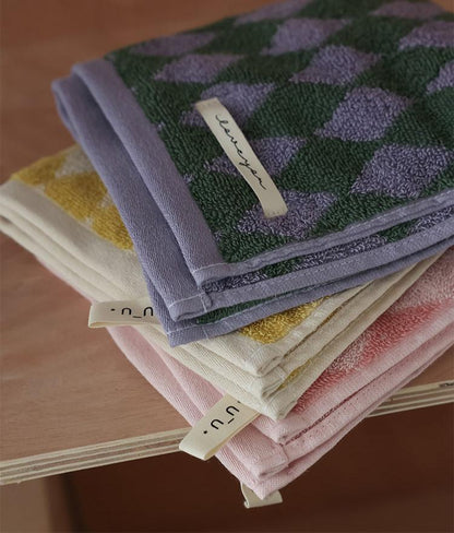 Vintage Diamond Towels