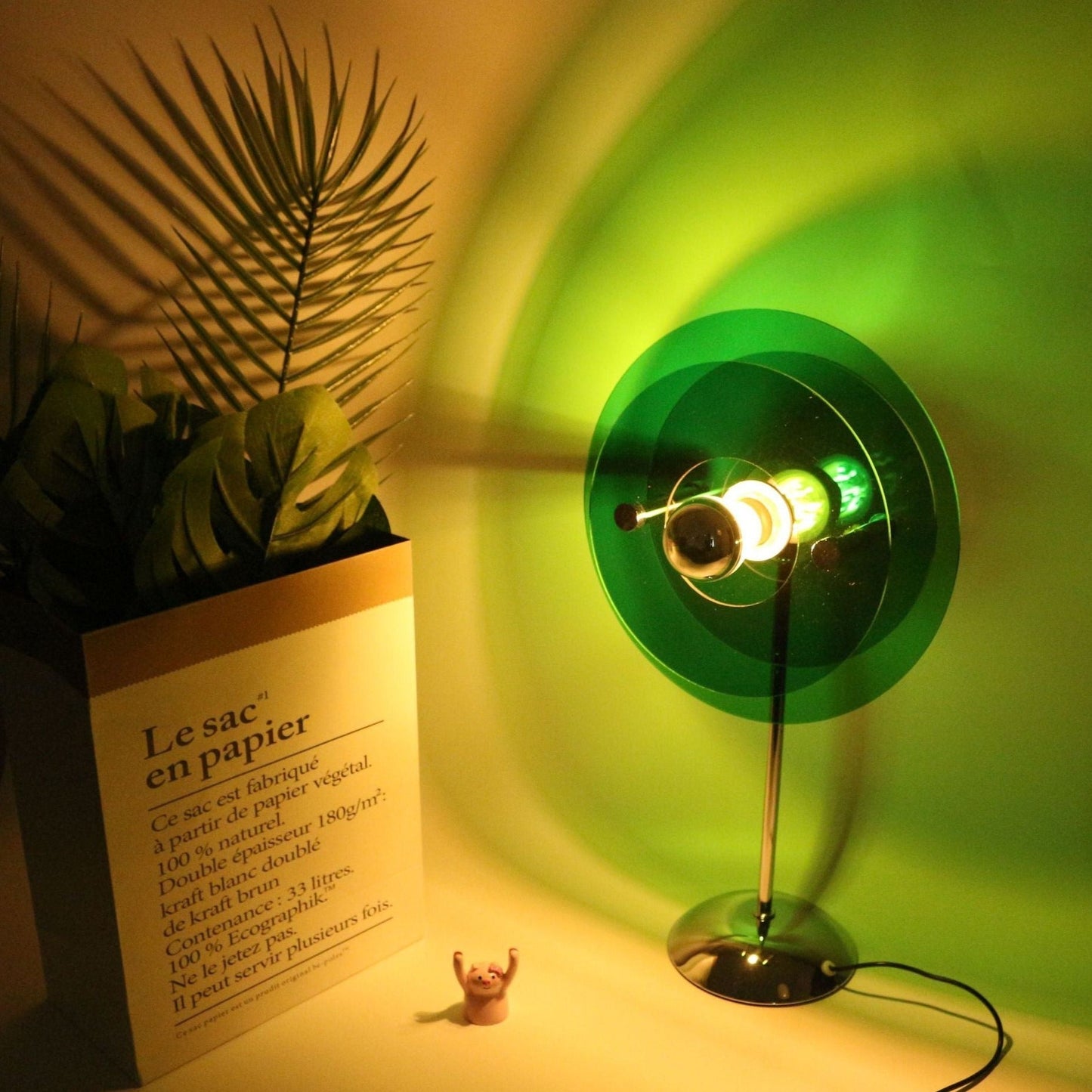 Bauhaus-inspired Retro Aura Lamp - Rumi Living