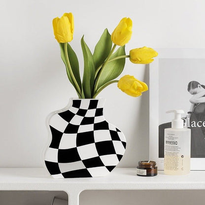 Checkerboard Ceramic Flower Vase - Rumi Living