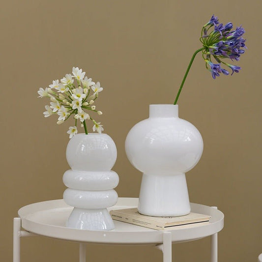 Frankie Minimalist Vase - Black and White - Rumi Living
