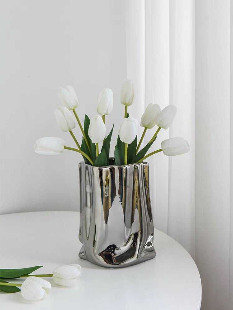 Izzy Paper Vase - Silver - Rumi Living