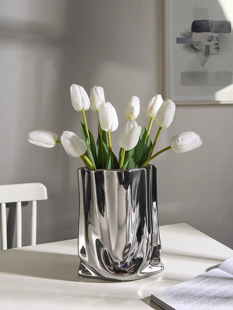 Izzy Paper Vase - Silver - Rumi Living