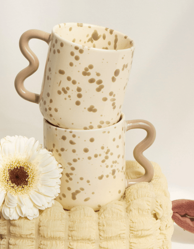 Speckled Wavy Ceramic Mug - Rumi Living